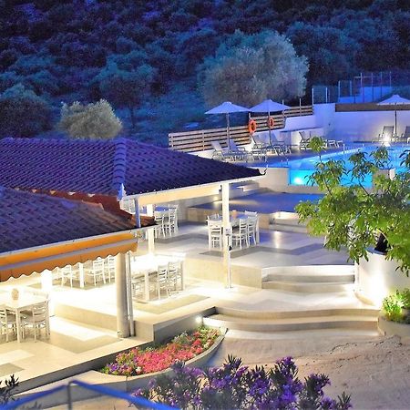 Studios Apartments Irini Patira Potos Dış mekan fotoğraf