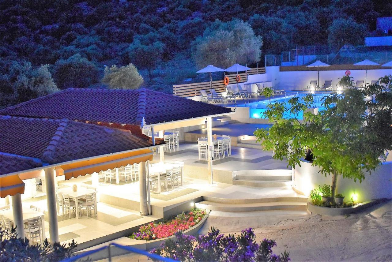 Studios Apartments Irini Patira Potos Dış mekan fotoğraf