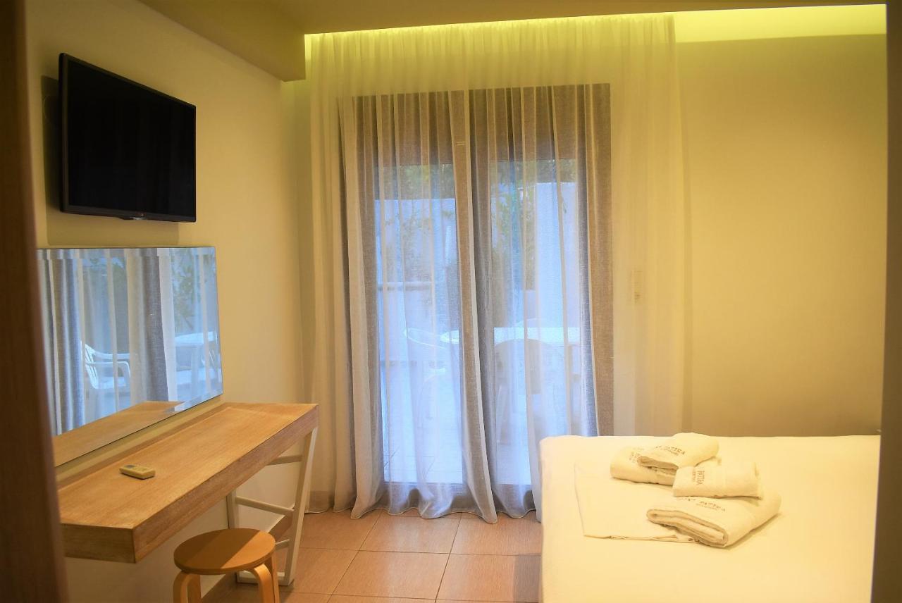 Studios Apartments Irini Patira Potos Dış mekan fotoğraf